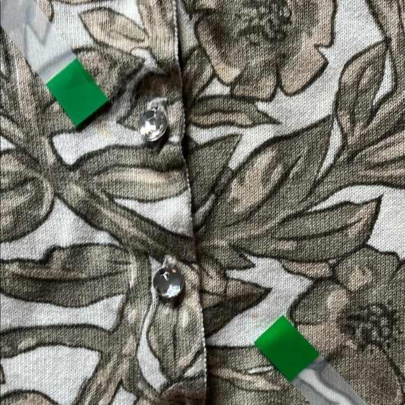 Charlotte V Neck Gem Button Down Neutral Floral Cardigan - Size Small - Picture 5 of 14
